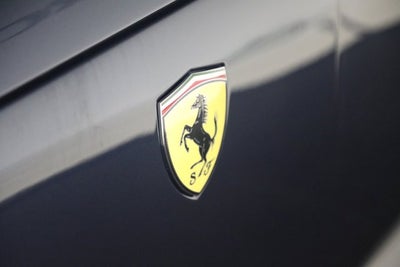 2025 Ferrari Purosangue Base