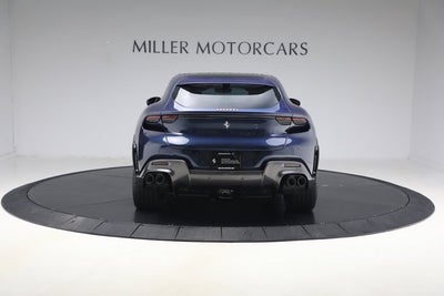 2025 Ferrari Purosangue Base