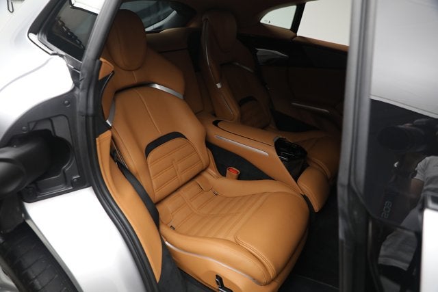 2024 Ferrari Purosangue Base