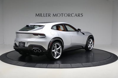 2024 Ferrari Purosangue Base