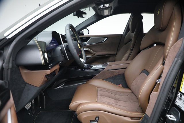 2025 Ferrari Purosangue Base