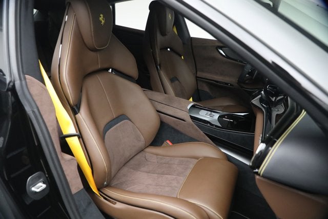 2025 Ferrari Purosangue Base