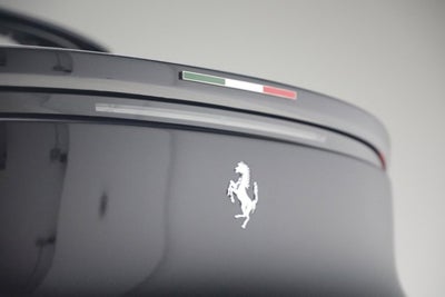2024 Ferrari Purosangue Base