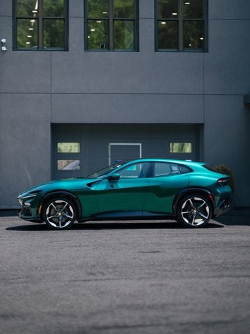 2026 Ferrari Purosangue Base